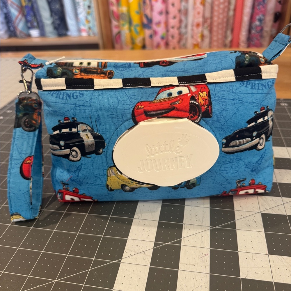 Disney Car’s baby wipe & diaper bag co/ clutch